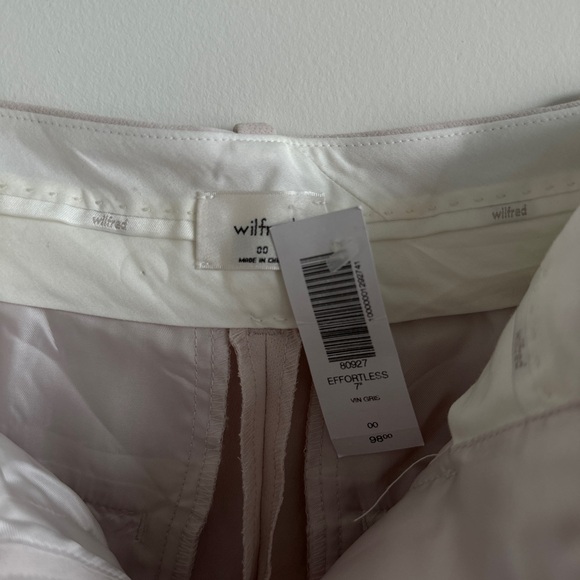 Aritzia The Effortless Pant & Shorts - Picture 9 of 9